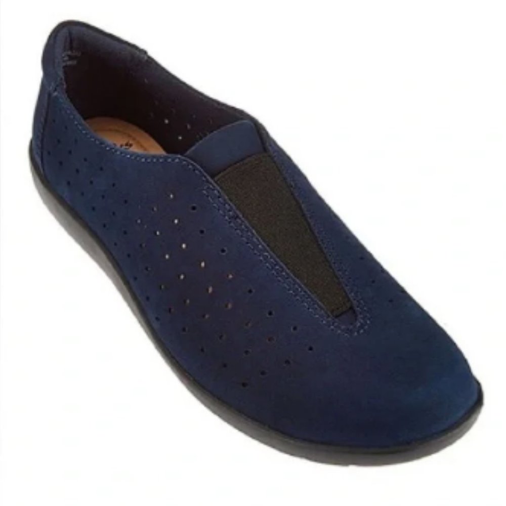 CLARKS Medora Gemma Nubuck Leather Cushioned Loafer
